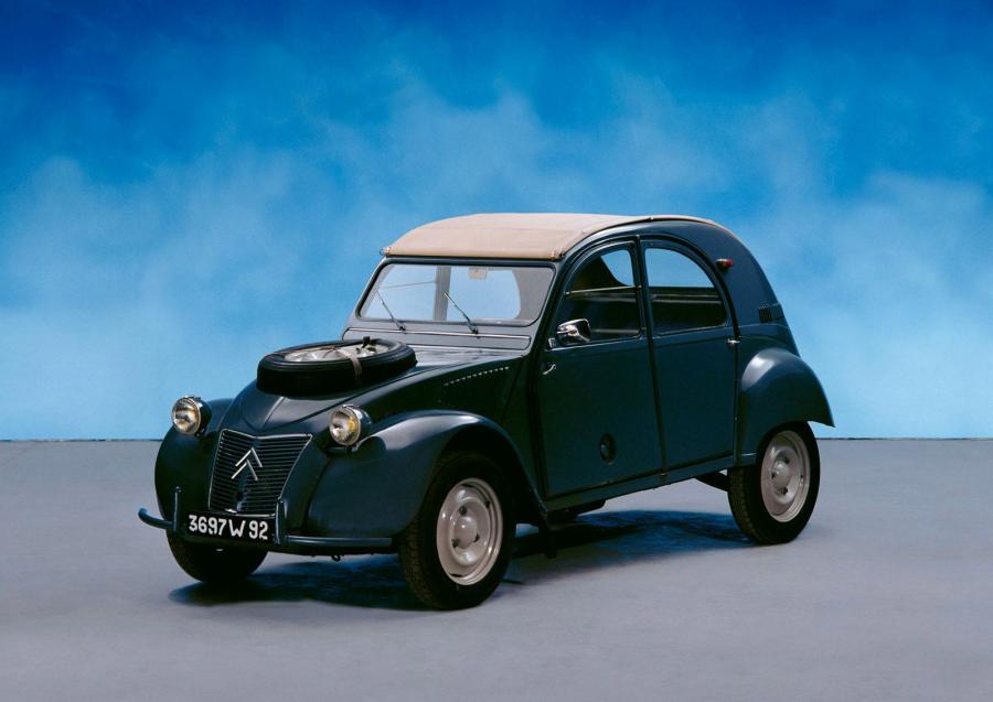  Citroen 2CV 1948 года  (фото 1 из 44)